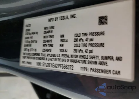 2023 Tesla Model 3 z USA, uszkodzony, nr VIN 5YJ3E1EA2PF566372